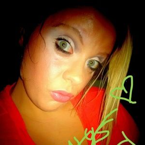 Meet your Posher, Rebekah